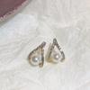 Pendientes de mariposa con perlas y diamantes incrustados en plata, bonitos pendientes de moda para mujer, combinables con todo, con personalidad y temperamento, de alta calidad.