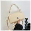2026 Nuevo Estilo Bolso Pequeño Sencillo con Patrón de Lichi para Mujer, Bolso de Mano de Almohada de Gama Alta, Bolso de Hombro Cruzado Texturizado de Principios de Primavera