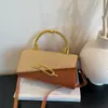 Bolso Minimalista para Mujer 2026 Verano Nuevo Bolso de Mano de Bloques de Color de Moda con Textura de Alta Calidad, Bolso Cruzado Cuadrado Pequeño Trendy Elegante y Único