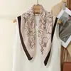 Bufanda de Seda Estilo Cochecito 2025 Nuevo Estilo Bufanda de Terciopelo Versátil Moda Retro Bufanda Cuadrada Suave de Algodón Lino