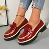 Zapatos de Mujer Planos de Bloques de Color de Talla Grande para Primavera 2026 con Lazo Plataforma de Suela Gruesa Retro de Caña Baja en Stock