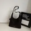 Bolso Estético de Alto Valor Casual Transfronterizo para Mujer, Bolso de Hombro Moderno de Gran Capacidad, Nuevo Bolso Tote para Viajes de Otoño e Invierno 2026
