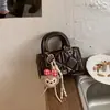 Bolsa Pequeña de Bordado de Diamantes para Mujer 2026 Verano Nueva Versátil Bolso de Hombro Cruzado Bolso de Mano Exquisito Super Popular Bolsa Cuadrada Pequeña