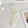 Meias de Algodão Femininas Outono e Inverno Dopamina Plissadas Estilo Japonês Cor Sólida Cano Médio Versão Coreana Absorventes de Suor Respiráveis Meias Largas para Meninas