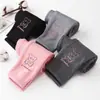 Leggings Gruesos Forrados de Polar para Niñas Otoño e Invierno Pantalones Cálidos Bordados para Bebé Pantalones de Algodón Modernos de Dibujos Animados para Niños Pequeños Venta al por Mayor