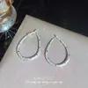 Pendientes de Aro Metálicos de Lunares Estilo Francés para Mujer Diseño de Nicho Retro Pendientes de Aro Simples de Gama Alta