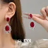 Pendientes de Gota de Agua Exagerados y Elegantes, Imprescindibles para Banquetes, con un Aura Roja y un Diseño de Alta Gama Que Brilla para Mujeres
