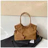Otoño 2026 Nuevo Bolso Casual de Hombro Único de Gran Capacidad Bolso de Hombro Único Elegante para el Trabajo y el Viaje Bolso Tote Trendy para Estudiantes Universitarios