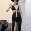 Nuevo traje de baño de tres piezas con bikini largo para vacaciones en la playa de Sanya, chica sexy y atractiva fotografiando a una chica atractiva con pechos pequeños