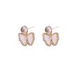 Pendientes de plata galvanizada con forma de mariposa y perla de circonita cúbica, estilo coreano de alta gama, estilo retro, ligeros y lujosos, venta al por mayor para mujer.
