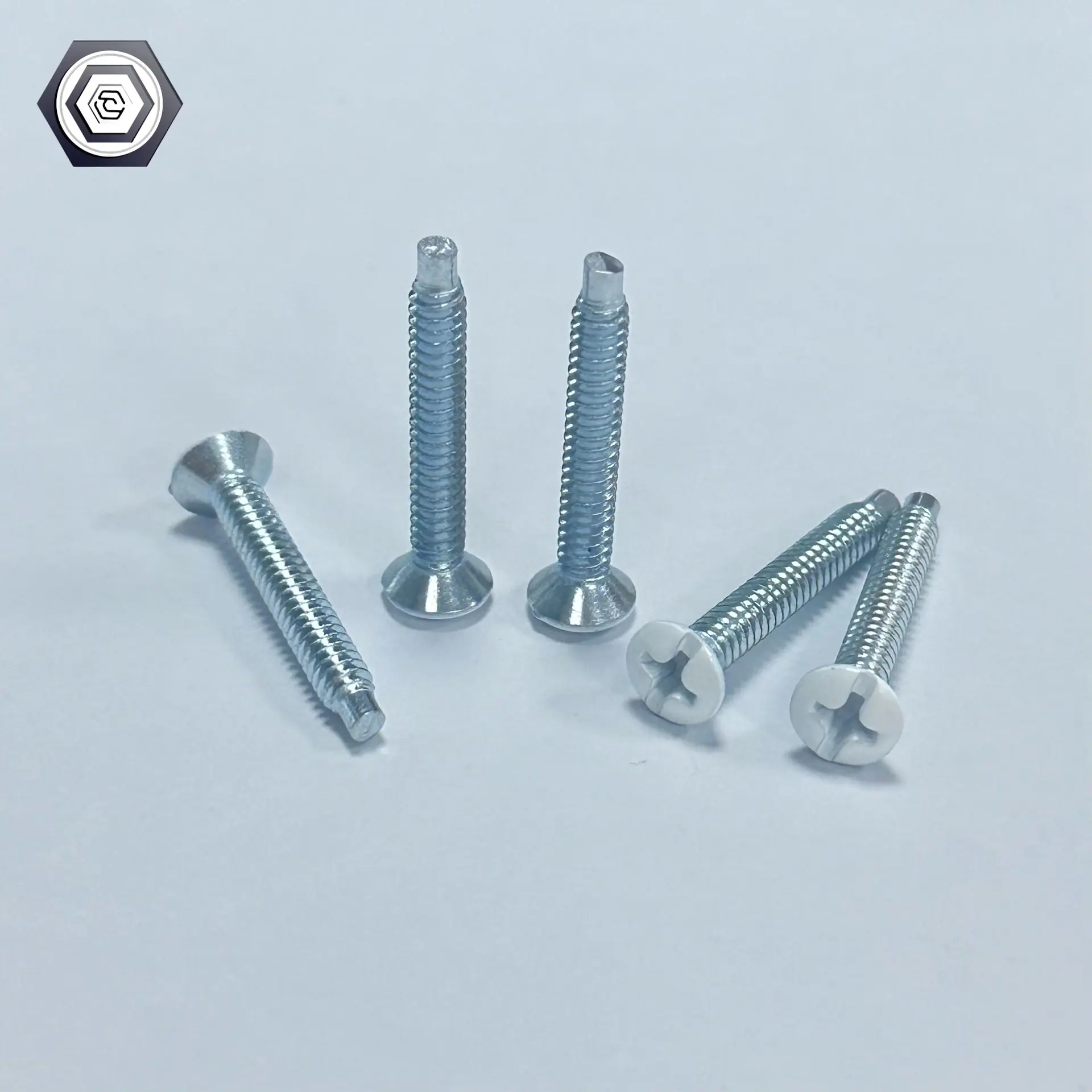 5ca80e18cdf1959a6ccb83e40286f3