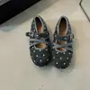 Sapatos Mary Jane redondos com bolinhas para mulheres, sola macia, baixos, retrô, rejuvenescem, boca rasa, sapatos casuais versáteis para avós