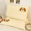 Toalha de algodão lavado tingido no fio 100% algodão Classe A, fronha bordada, design fofo de cachorro de desenho animado, capa de travesseiro 100% algodão, peça única
