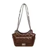 Bolsa de Ombro Única Acolchoada com Corrente Estilo Pequeno Perfume Moda Versátil Tendência Elegante Fivela de Fechamento Bolsa Transversal