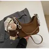 Bolso de Mujer de Alto Valor Estilo Coreano 2026 Nuevo Bolso Pequeño de Marca Bolso Baguette con Cadena Bolso de Hombro Cruzado Simple de Moda