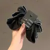 Pinza de coleta con lazo de tela dulce de moda, pinza de garra con bloqueo de color de corazón femenino, pasador de pelo lindo, pinza de pelo suave