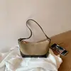 Bolso de gamuza para mujer, nueva colección de otoño 2026, estilo retro para el día a día, bolso de hombro, bolso de axila, bolso cruzado de alta gama y versátil
