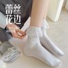 Calcetines blancos mujer 2025 primavera y verano nuevos calcetines de encaje de tubo medio calcetines dulces lindos de princesa calcetines lolita