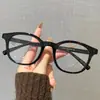 Gafas de Marco Negro Ultra Ligeras Estilo Coreano para Mujer con Miopía, Se Pueden Personalizar con Lentes Graduados de Alta Gama, Monturas de Gafas de Marco Pequeño Ovalado