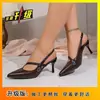 2026 Verano Nuevos Adelgazantes Versátiles Ultraligeros de Moda Celebridad de Internet Estilo Wasteland Tacones Altos Sandalias de Tacón de Aguja Puntiagudas Negras