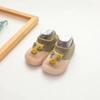 En stock zapatos de bebé zapatos de malla de verano zapatos para bebé y niño pequeño suela suave primavera y otoño zapatos calcetín de suelo para bebé un año fábrica al por mayor