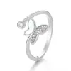 Anillo Abierto de Mariposa de Nácar de Lujo Ligero Vintage, Anillo con Incrustaciones de Diamantes para Mujer de Diseño Exclusivo, Joyería Coreana de Moda al por Mayor