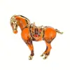 Pintura de concubina Xiliang Caballo azul broche BMW de sangre sudor con incrustaciones de diamantes prendedor corsage accesorios de ropa personalizados para hombre regalo