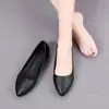 Mocasines Negros de Tacón Grueso para Mujer 2026 Otoño Nuevos Zapatos de Trabajo de Cuero Suave Zapatos de Oficina Zapatos de Trabajo para Auxiliar de Vuelo Zapatos de Cuero