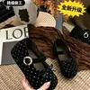 Zapatos de plataforma redondos de lunares, pequeños y elegantes, perfectos para mujeres menudas para parecer más altas, con una suela suave y flexible, versátiles y fáciles de combinar con cualquier atuendo.