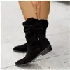 En stock modelo de comercio exterior de otoño e invierno deseo tacón bajo 40-43 tacón bajo ante corte bajo botas de mujer
