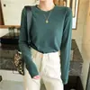 Camiseta Base Grossa de Veludo com Gola Redonda Feminina Outono e Inverno Nova Moda Slim Fit Camiseta de Manga Longa Escovada Tendência Feminina