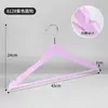 Perchas para Ropa para Uso Doméstico y Tiendas de Ropa, Doble Propósito para Ropa Seca y Húmeda, Juego de Plástico Colorido Imitación Madera, Perchas Antirrayas al por Mayor