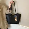 Bolso Tejido para Mujer 2025 Otoño Nuevo de Moda Estilo Coreano Bolso Tote Simple Gran Capacidad para Hombro Bolso de Cubo para Viajes