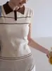 Top de punto sin mangas con cuello polo estilo coreano y bloques de color para mujer, modelo verano 2026, moderno, de corte holgado, con una gran estética de diseño
