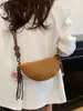 Bolso acolchado versátil Bolso cruzado Bolso de mujer más vendido Bolso de hombro Nuevo simple de moda casual Bolso de axila tipo cuerno