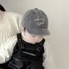 Boné de Baseball Infantil com Bordado de Letra Fofa, Adequado para Meninos e Meninas na Primavera e Outono, Boné de Algodão Casual Versátil para Bebês