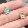60 Pingentes de Flor de Liga Esmaltada para Joias DIY Mistas, Brincos de Flor de Cerejeira de Cinco Pétalas com Pérolas, Acessórios de Orelha, Pingentes de Colar