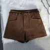 Shorts de Cintura Alta Estilo Maillard para Mujer en Otoño Nuevo Color Café Efecto Adelgazante Sexy Gamuza Línea A Casual Ceñidos al Cuerpo Hot Pants