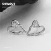 Estilo coreano estilo ins amor irregular pequeño Zou Ju alta gama elegante lujo ligero pendientes de moda de verano Pendientes de joyería para mujer