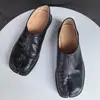 Zapatos de cuero casuales estilo coreano, punta dividida genuina, tacón grueso versátil, nuevos otoño 2026, mocasines cómodos de punta dividida