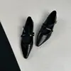 Sapatos Mary Jane quadrados de outono, nova coleção para mulheres, com textura de pele de carneiro, sapatos rasos de couro macio, modernos e versáteis.
