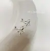 Pendientes de Tachuela de Plata de Ley S999 Su Chuang con Forma de Lazo de Cinta para Mujer Coreanos Ins Dulces Simples Pequeños para Perforación de Oreja Cartílago de Oreja