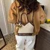 Bolsa de Gran Capacidad 2025 Nueva Moda Retro Bolso Cruzado Individual para Viajes Diarios Mujer Bolso Cubo de Gama Alta Bolso Casual Versátil