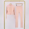 Conjunto Lulu Df de Jaqueta Curta com Capuz e Calça Flare, Roupa de Fitness Yoga Elástica Respirável Justa com Capuz