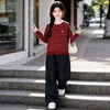 Conjunto de punto de otoño para niñas 2026 estilo nuevo, cárdigan a rayas casual y jeans de pierna ancha conjunto de dos piezas para niños mayores