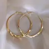 Brincos de Argola Grande Mobius Europeus e Americanos para Mulheres, Elegantes de Nicho, Únicos, Exagerados, de Alta Qualidade, Luxo Acessível e Brincos Versáteis
