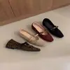Zapatos Mary Jane Cuadrados Retro para Mujer Verano 2025 Nuevos Zapatos de Camelia con Lazo Aumentadores de Altura para Viajes y Noche