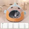 Cama para gato apta para todas las estaciones, cálida y segura para el invierno, sofá para gato semi-cerrado, nido para dormir de gato pequeño
