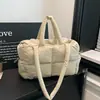 Bolsa de Ombro Casual Relaxada de Grande Capacidade, Lançamento Verão 2026, Versão Coreana Fashion, Alto Valor Estético, Bolsa Quadrada Pequena de Cor Sólida, Tendência