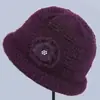 Sombrero de madre para mujeres de mediana edad y ancianas, gorro de lana tejido cálido con felpa, sombrero de invierno para proteger del frío a señoras mayores